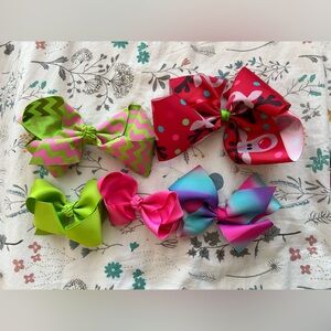 Bundle Of Girls Clip In Hair Bows GUC